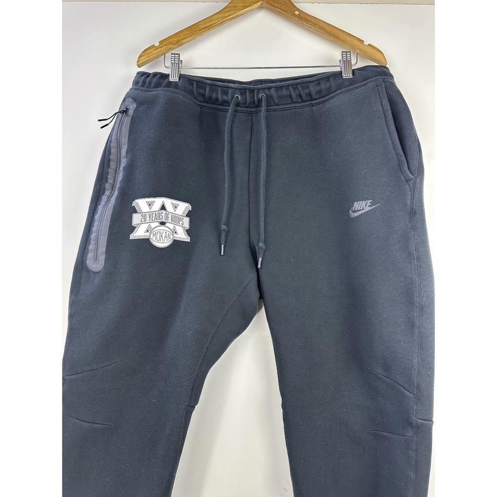 Nike Tech Fleece *LOGO MOKAN 20 Years Of Hoops Jogger Sweatpants Black Men's XXL - Picture 3 of 13